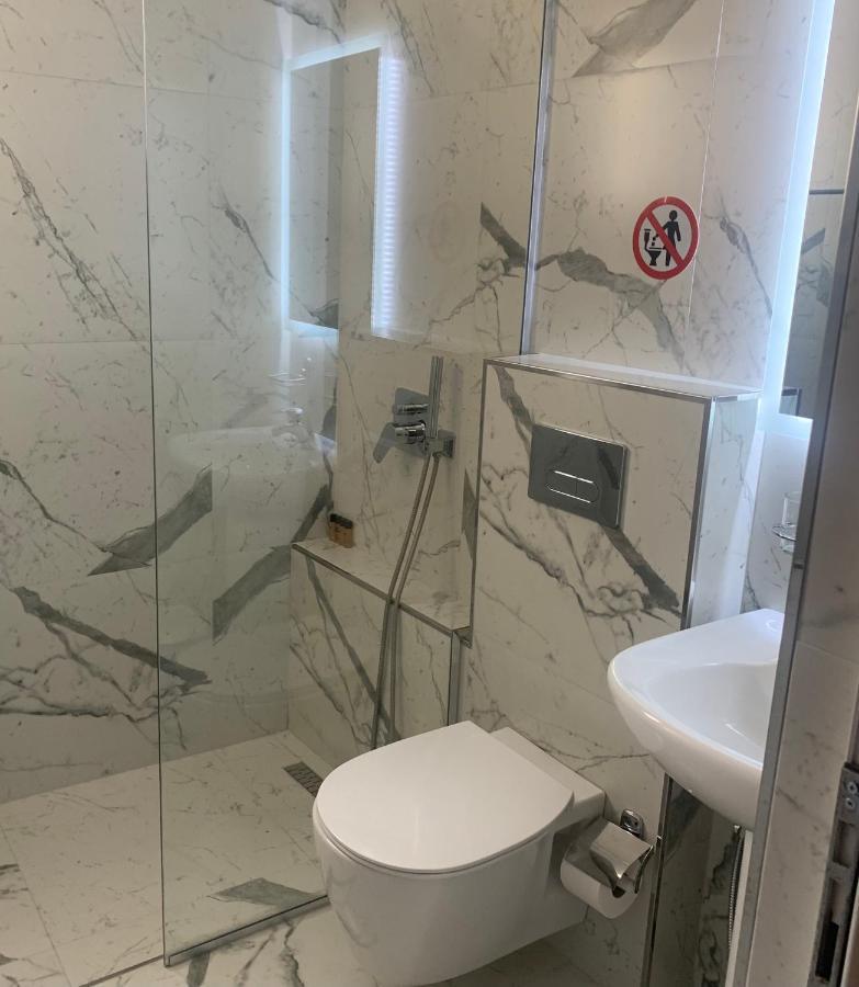 Hotel Soan Саранде Екстериор снимка
