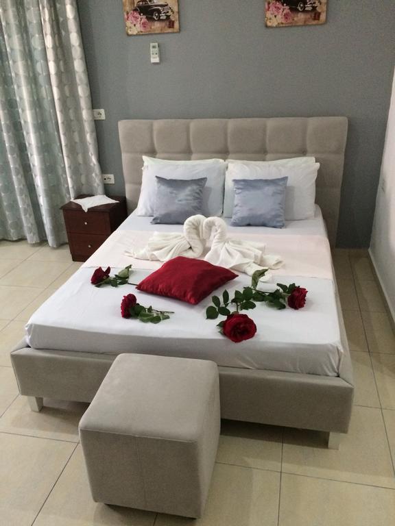 Hotel Soan Саранде Екстериор снимка