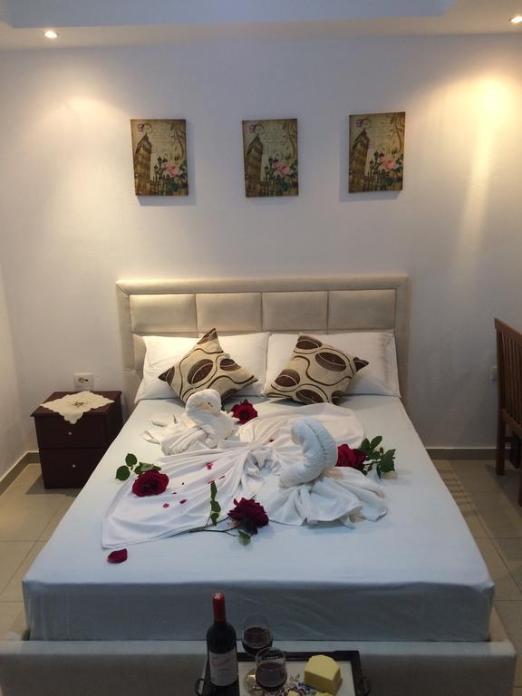 Hotel Soan Саранде Екстериор снимка