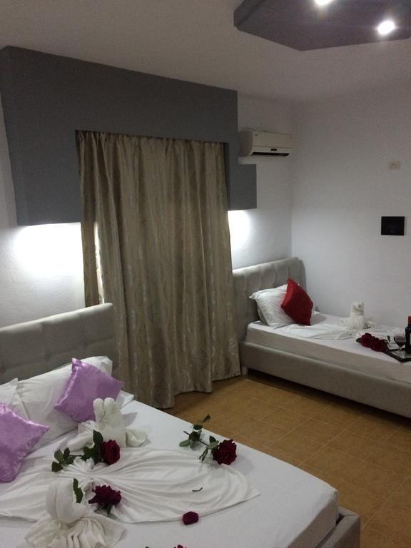 Hotel Soan Саранде Екстериор снимка
